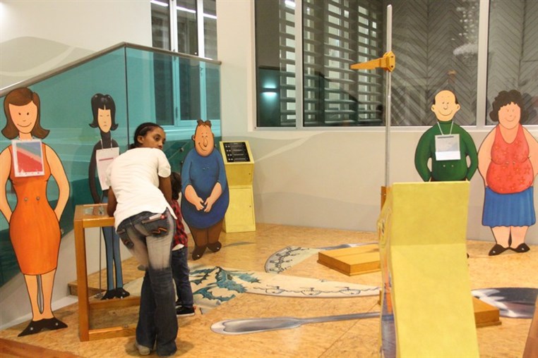 Bees Mystery at Beirut Souks